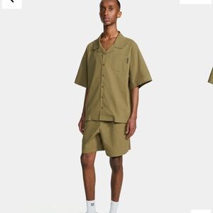 NWT Daily paper CLOVER GREEN PINIRA SHORTS & top set size medium